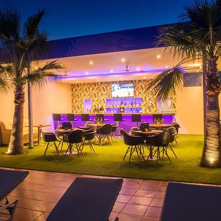 מאליה Primavera Beach Hotel Studios & Apartments מראה חיצוני תמונה